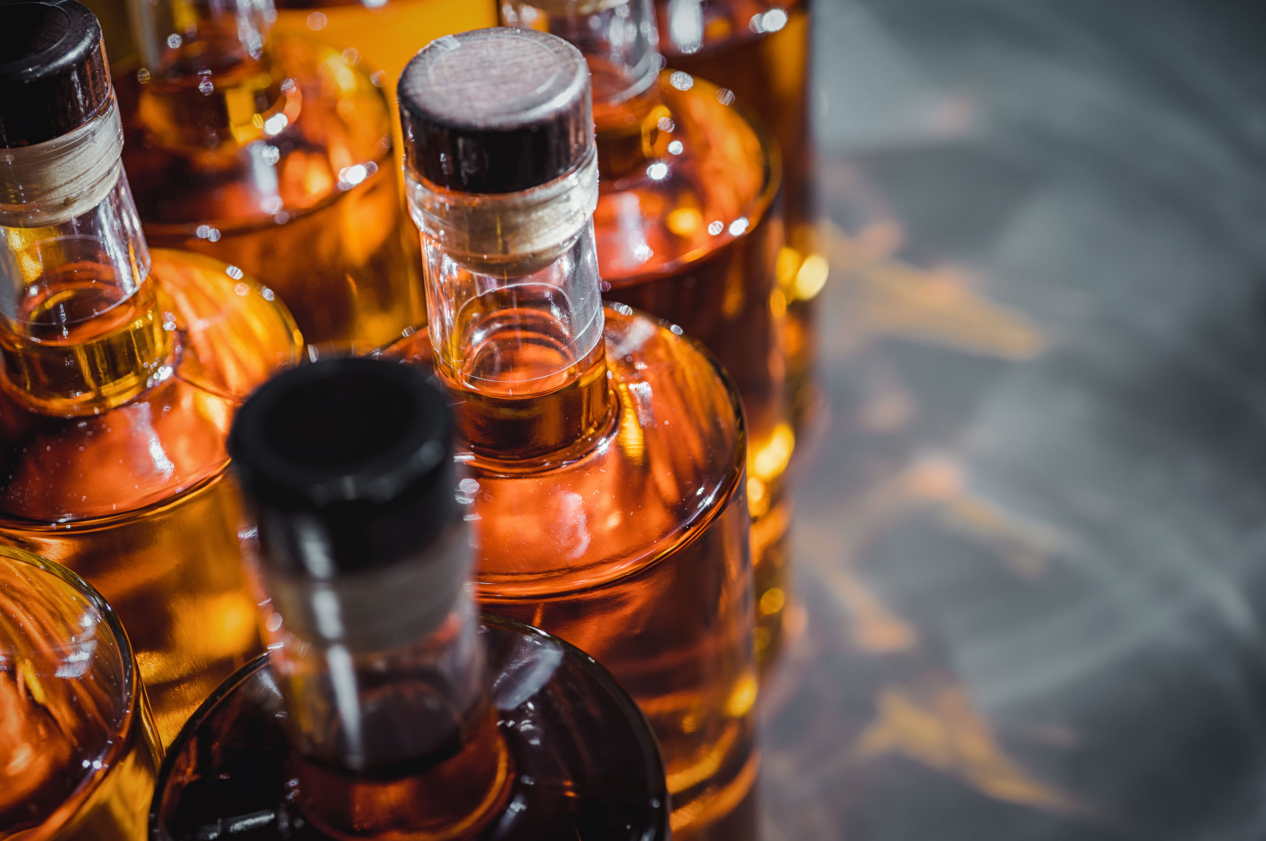 Alcohol_Image_2560x1700